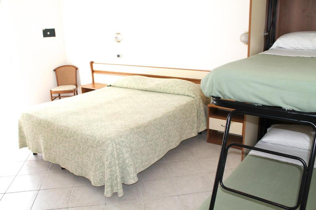 Hotel I 4 Assi Viareggio Habitación foto